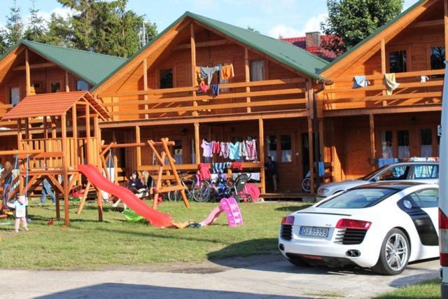 Mlodziezowy Domek Dla Grup Eldorado Mielno Centrum, 200M Od Morza Ngoại thất bức ảnh